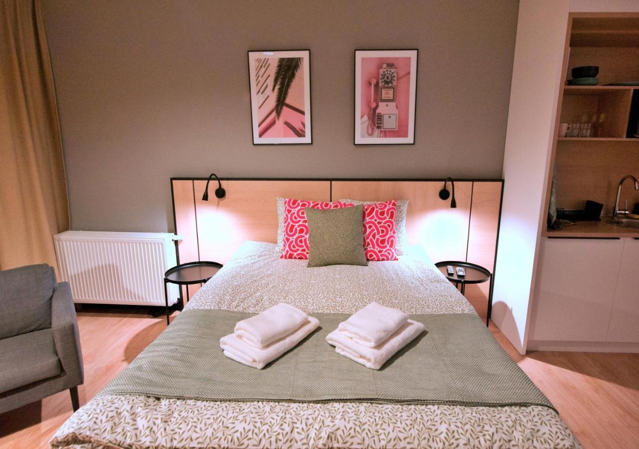 Bk Aparthotel Praga - National Stadium - Comfortable Apartment For 4 People Varšava Exteriér fotografie