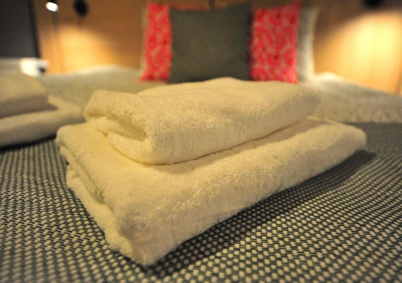 Bk Aparthotel Praga - National Stadium - Comfortable Apartment For 4 People Varšava Exteriér fotografie
